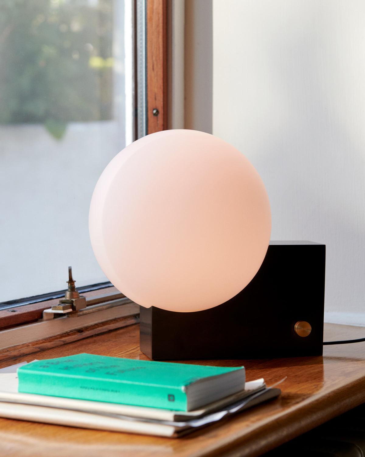 Journey Table Lamp - Cueteks
