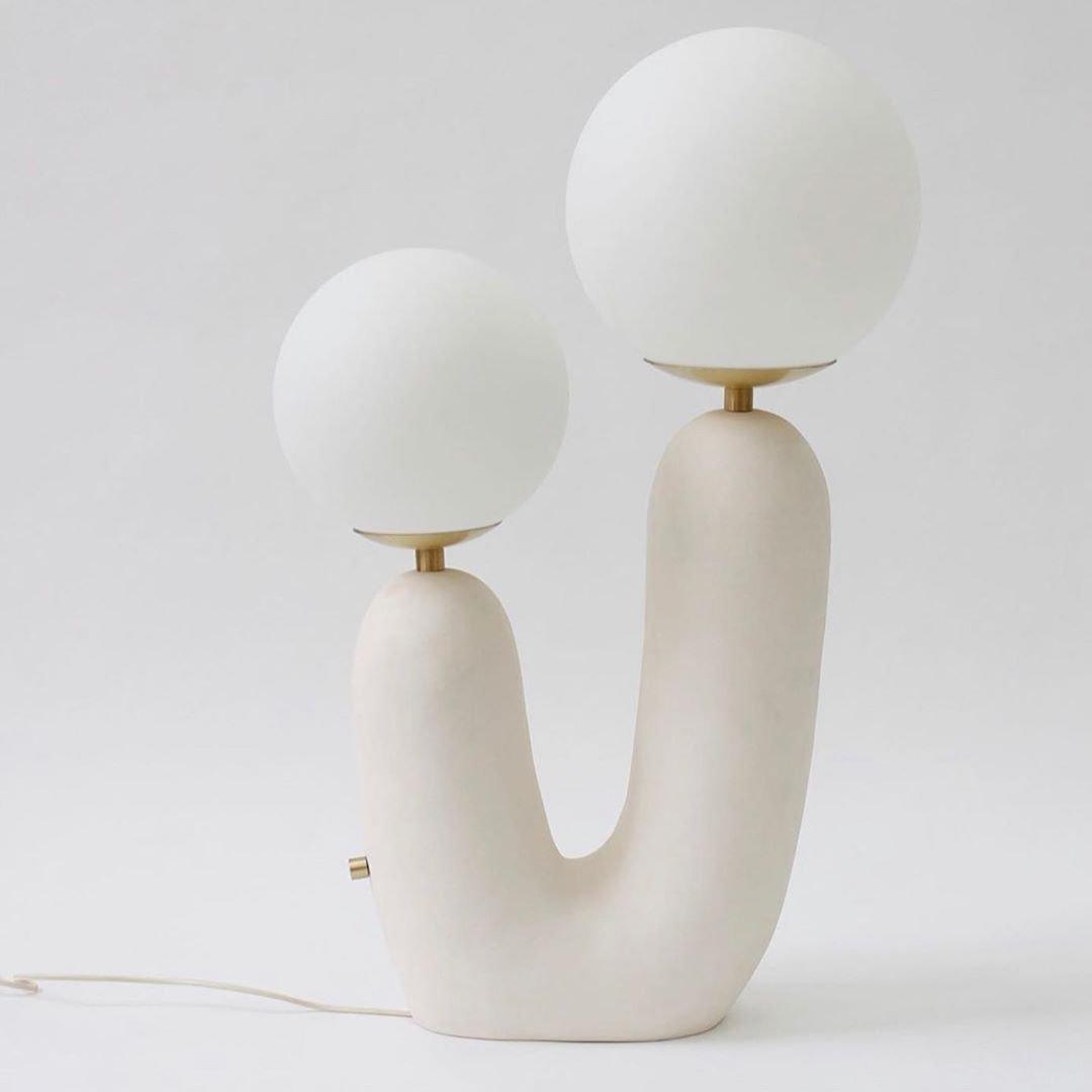 Oo Smooth Table Lamp - Cueteks