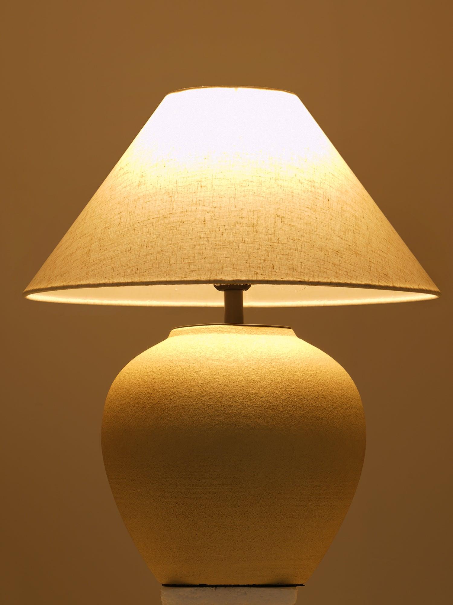 Decker Table Lamp - Cueteks
