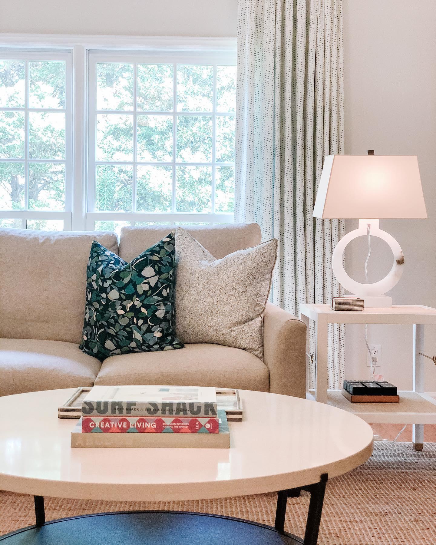 Ring Form Table Lamp - Cueteks