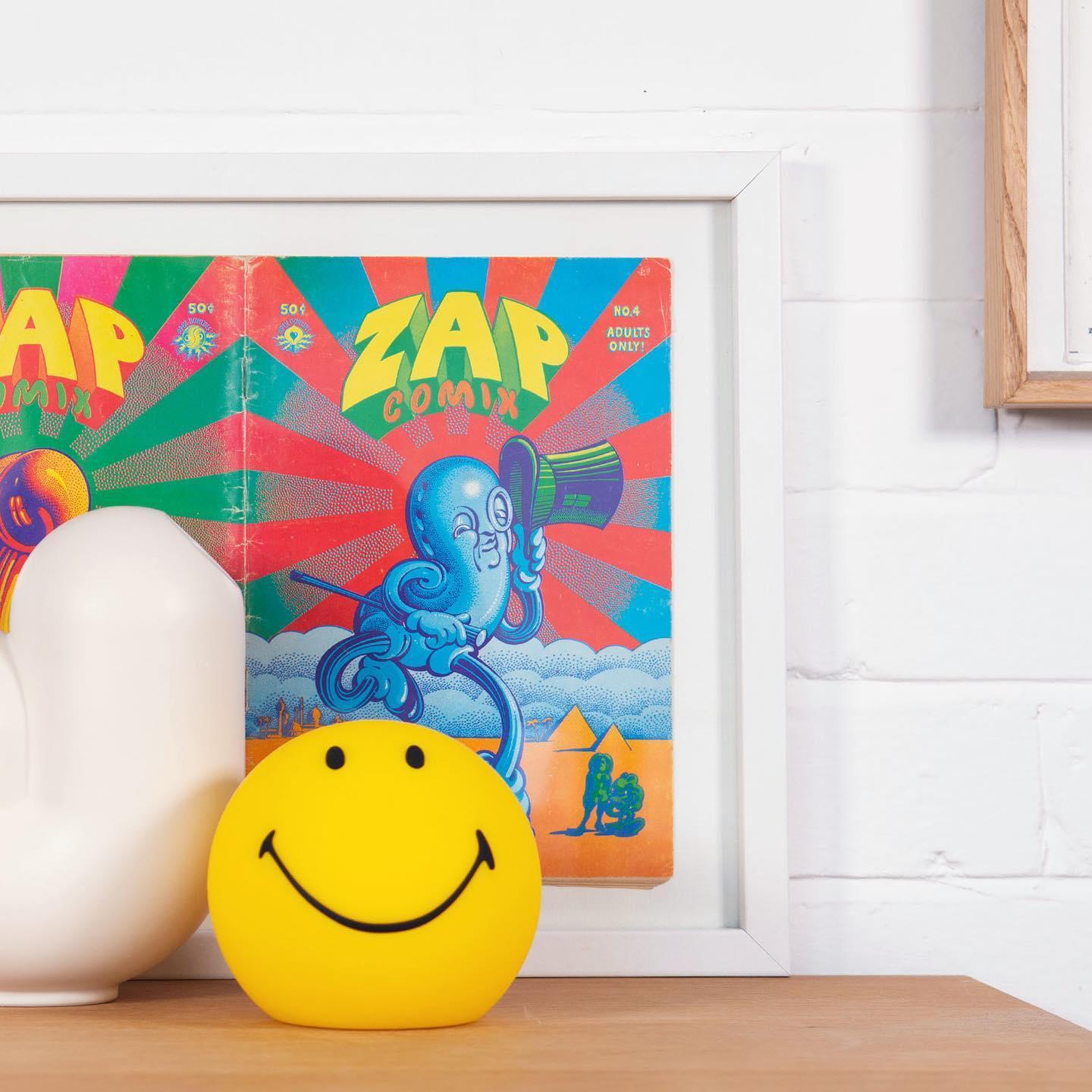 Smiling Table Lamp - Cueteks
