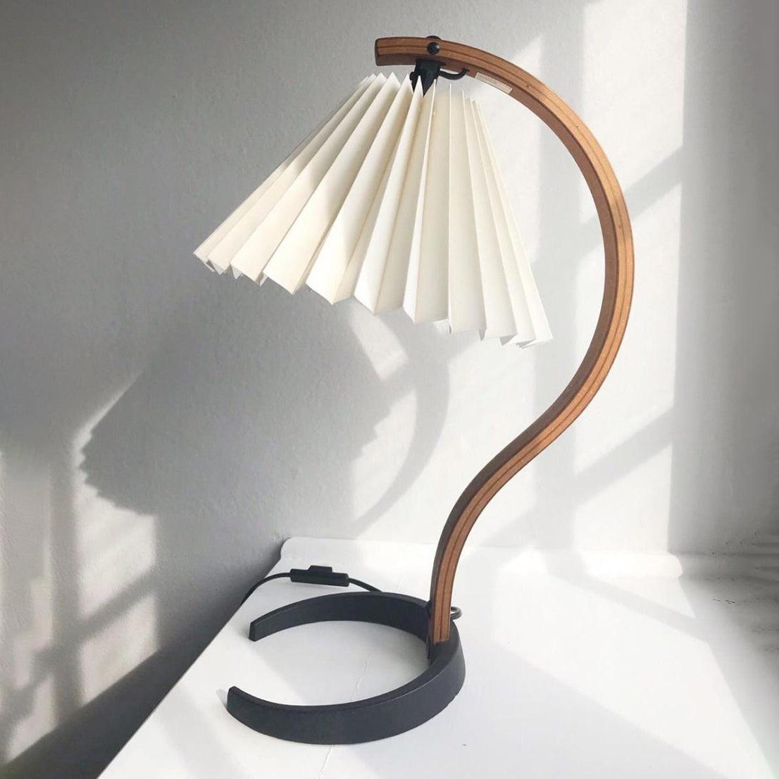 Caprani Table Lamp - Cueteks