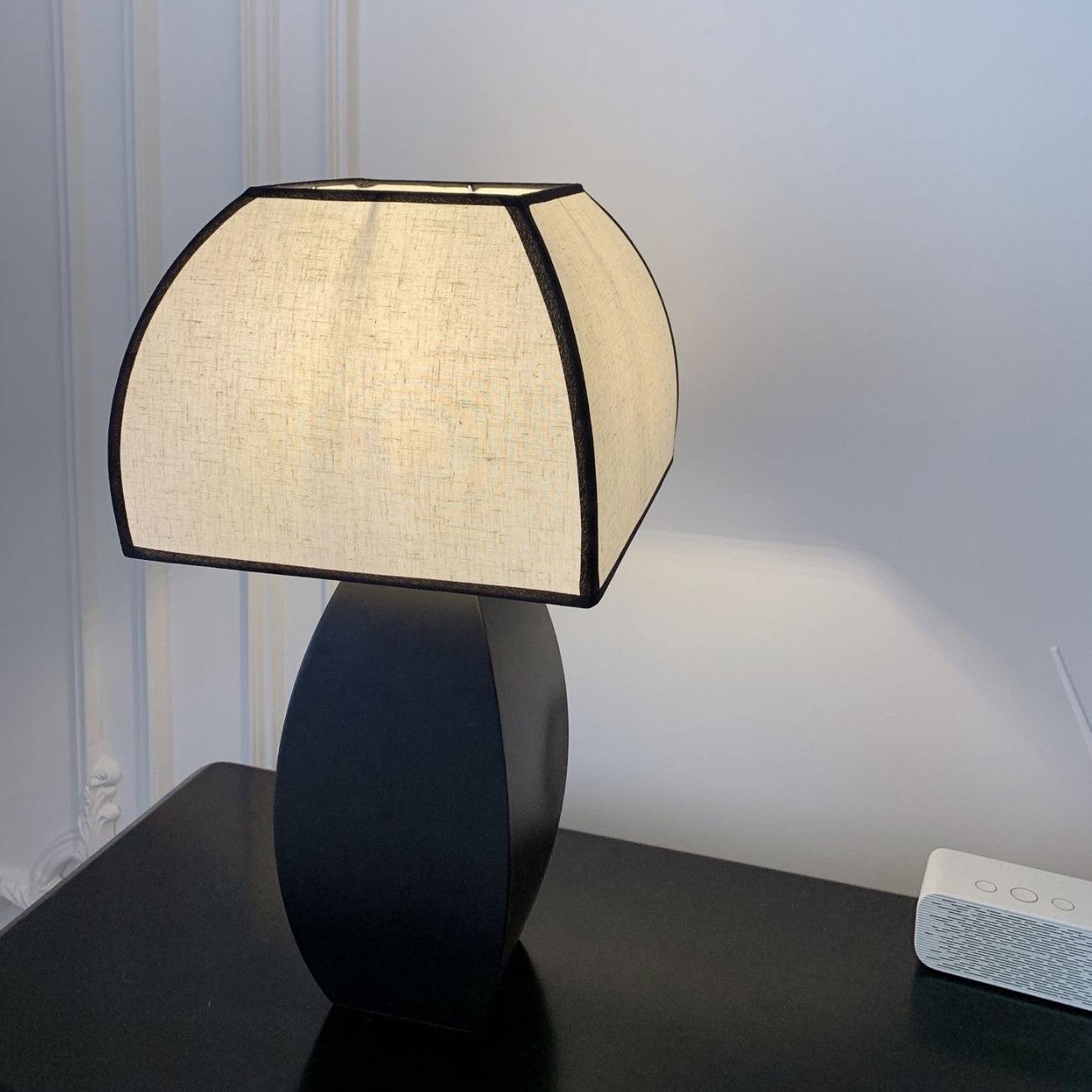 Javier Black Table Lamp - Cueteks