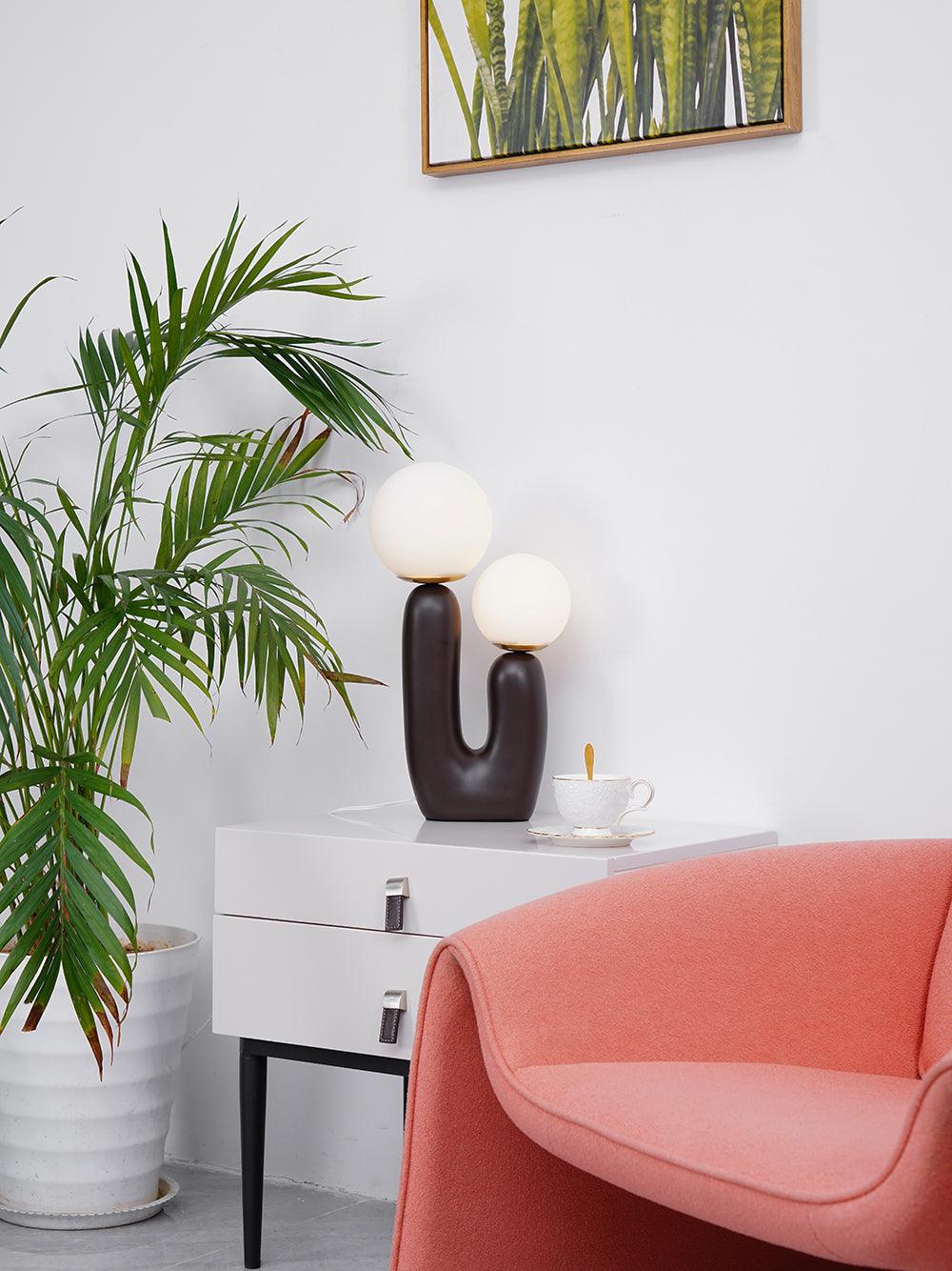 Oo Smooth Table Lamp - Cueteks