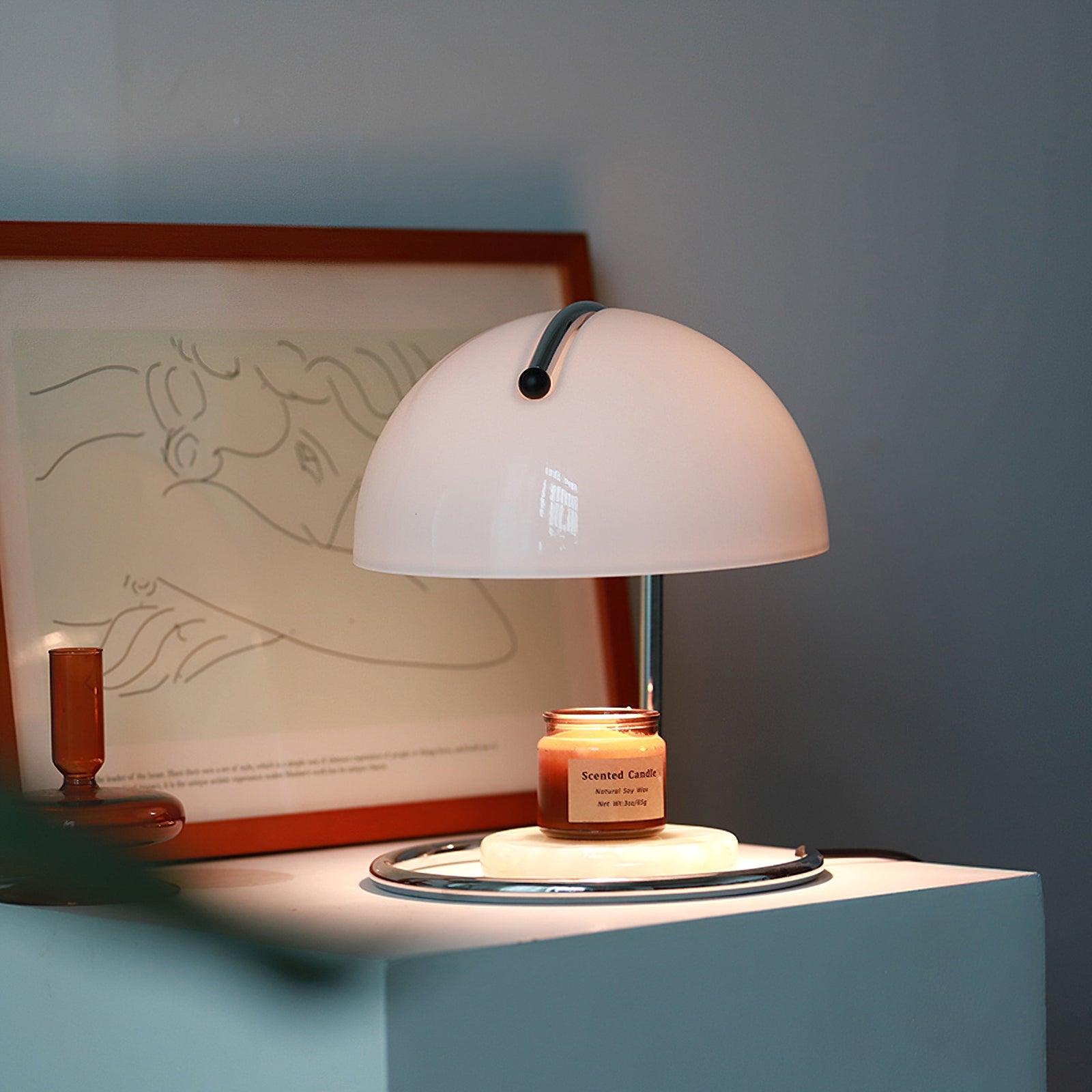 Pierre Table Lamp - Cueteks
