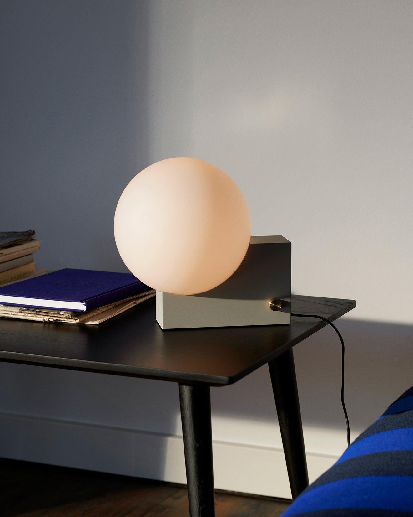 Journey Table Lamp - Cueteks
