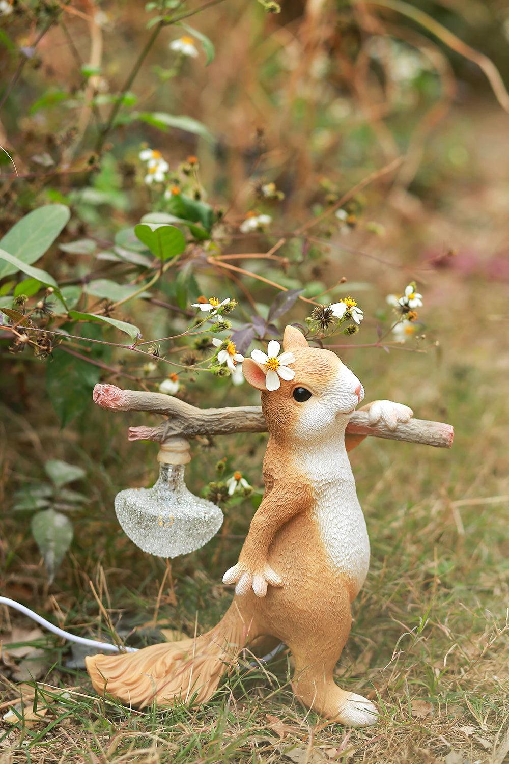 Squirrel Table Lamp - Cueteks
