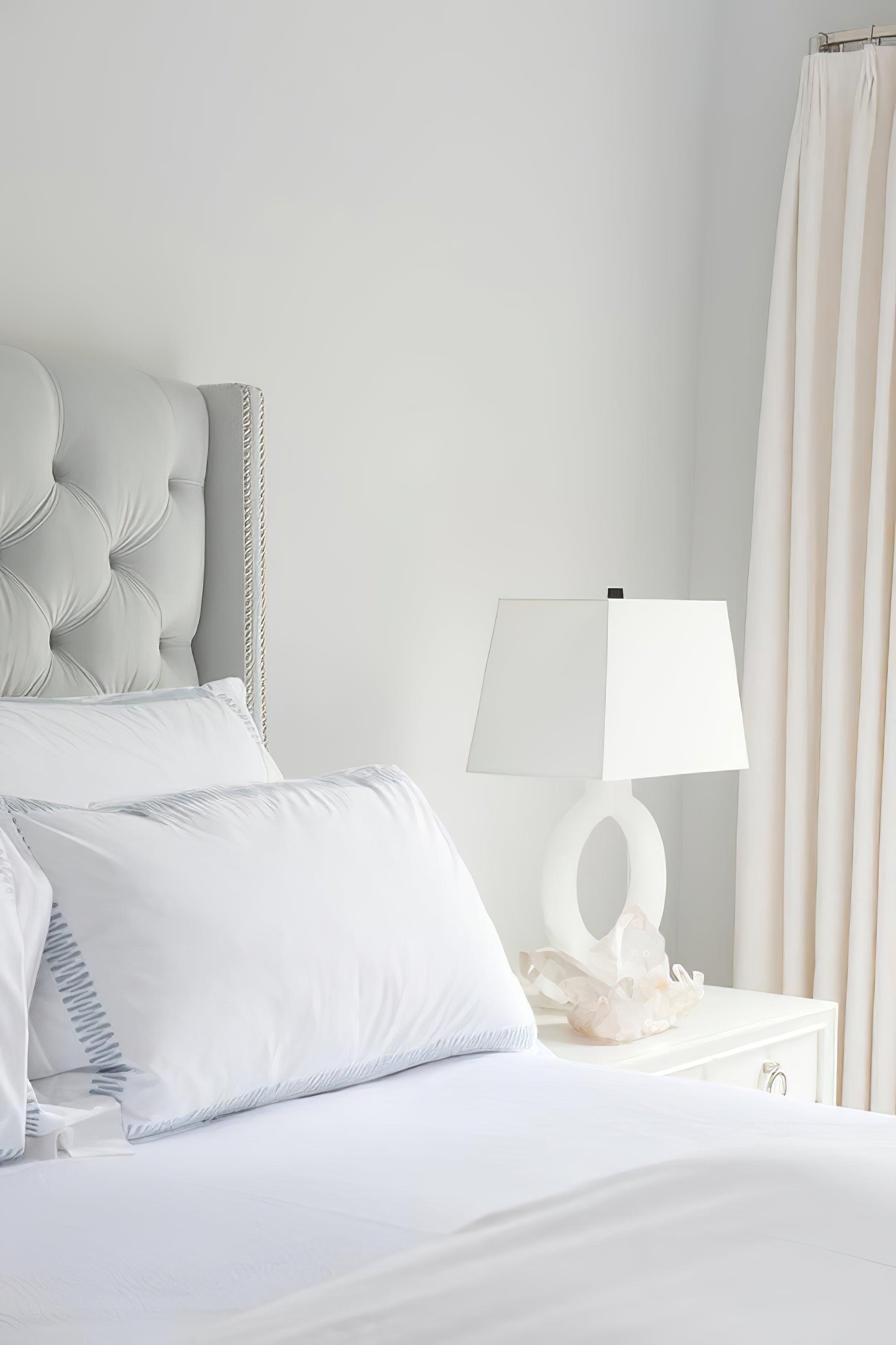 Ring Form Table Lamp - Cueteks