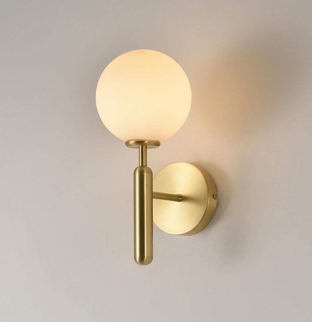 Miira Wall Light - Cueteks