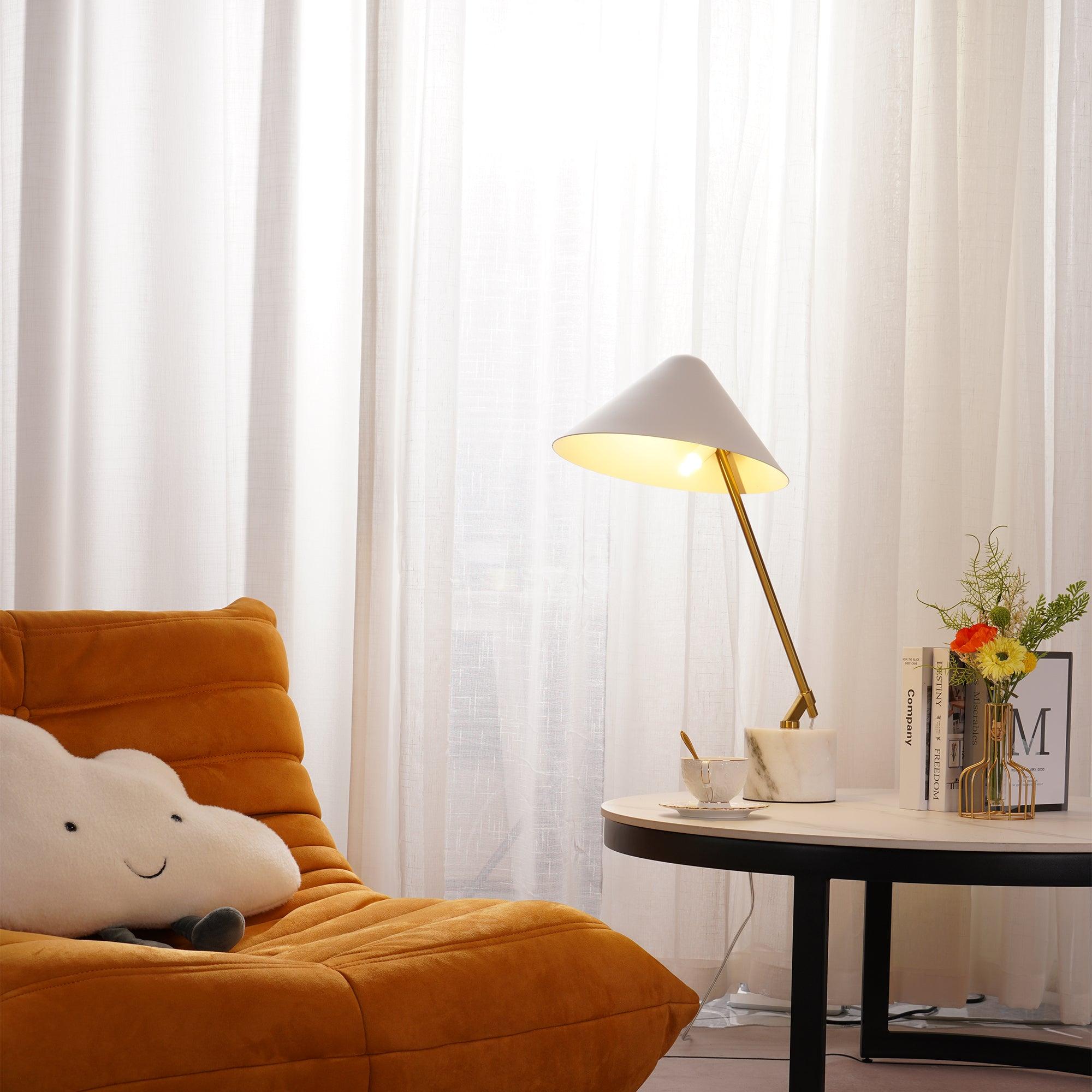 Small Hat Table Lamp - Cueteks
