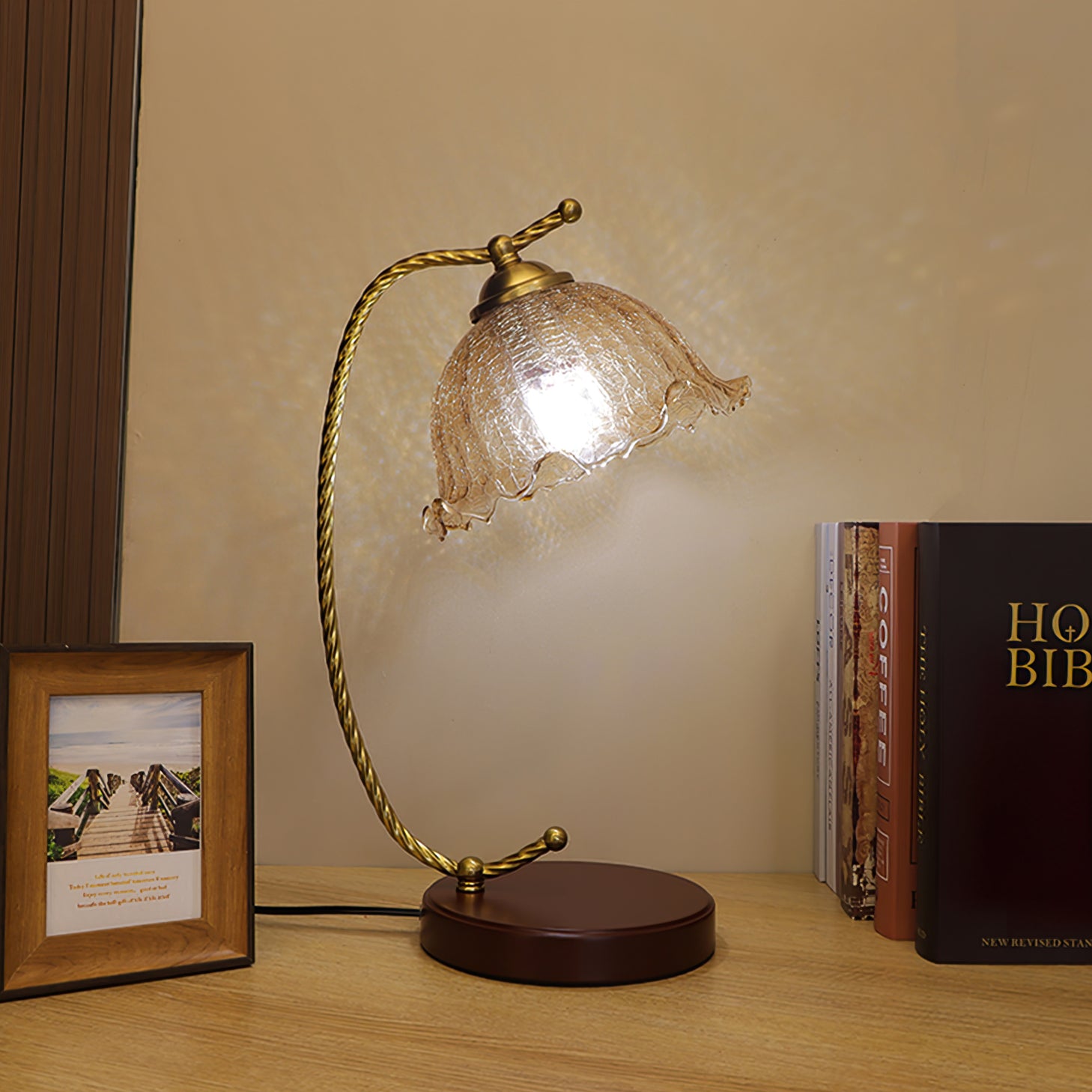 Dotty Table Lamp - Cueteks