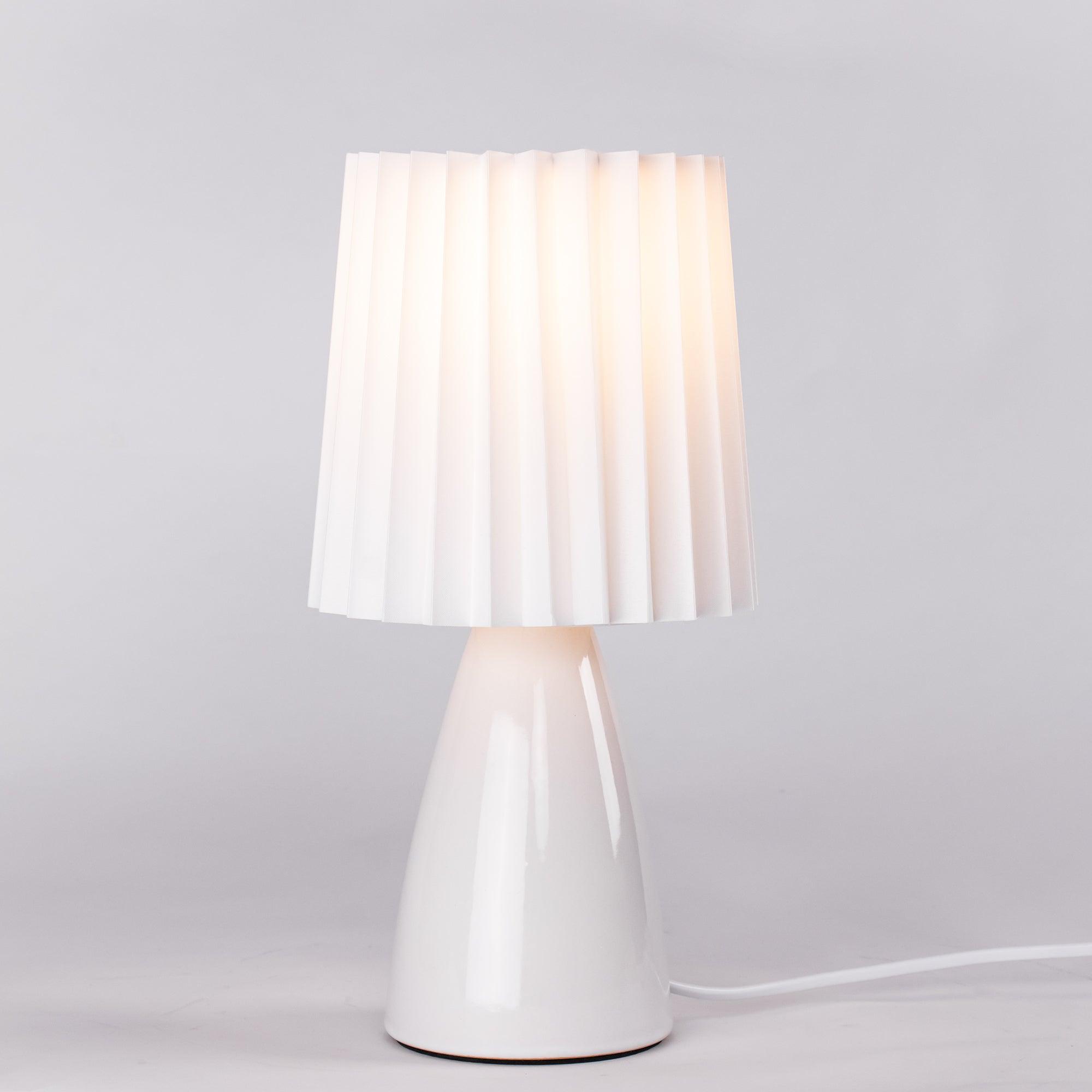 Delilah Table Lamp - Cueteks