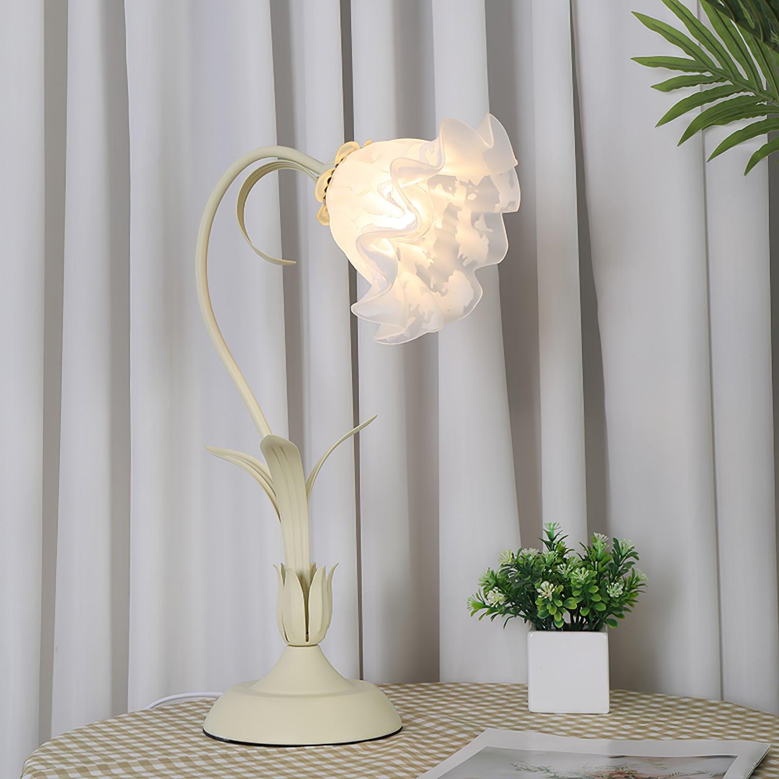 Lily of the Valley Table Lamp - Cueteks