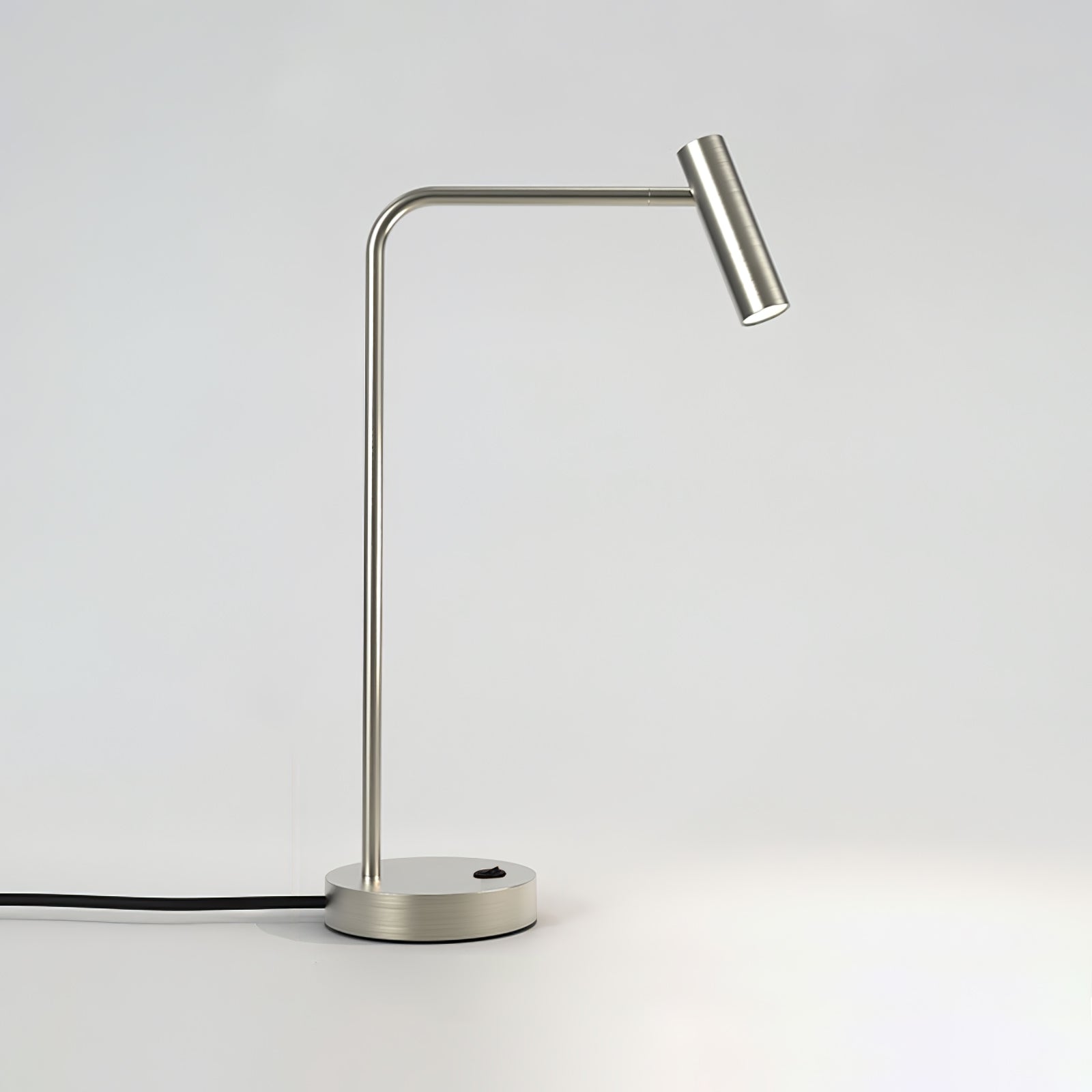 Skinny Table Lamp - Cueteks