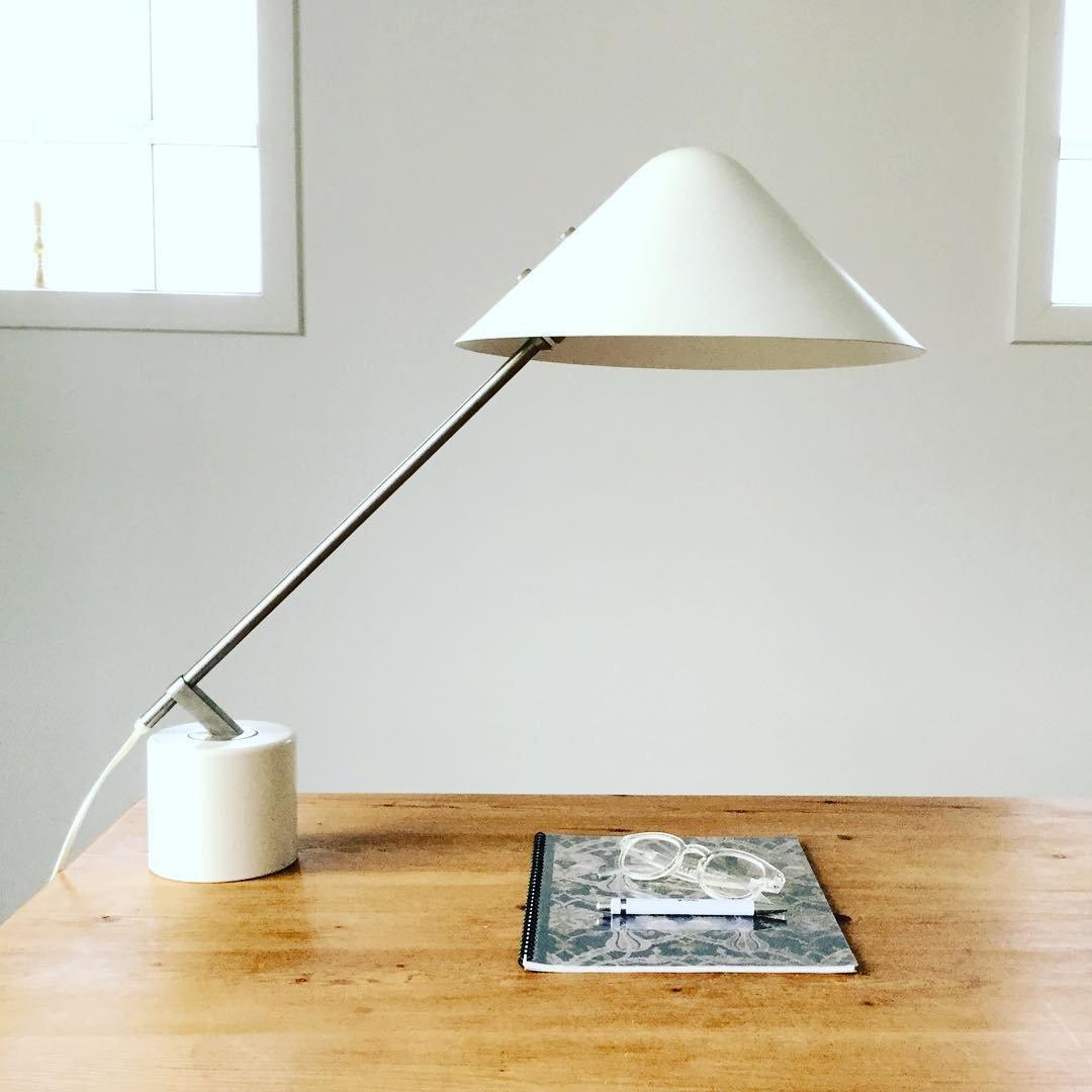 Small Hat Table Lamp - Cueteks