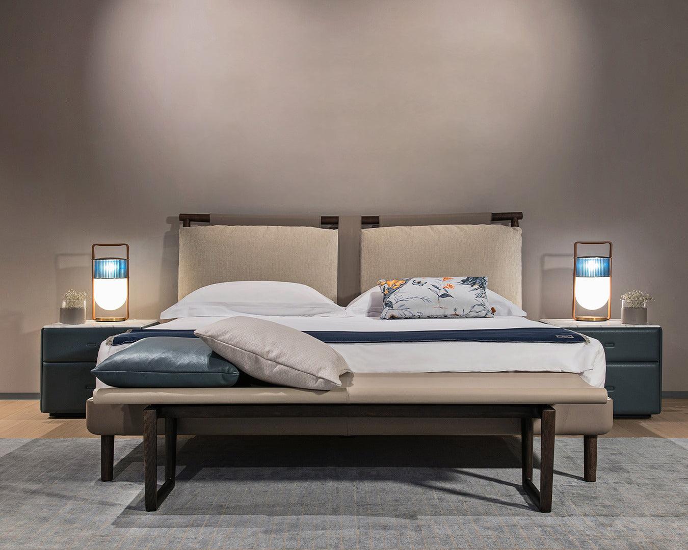 Xi Table Lamp - Cueteks
