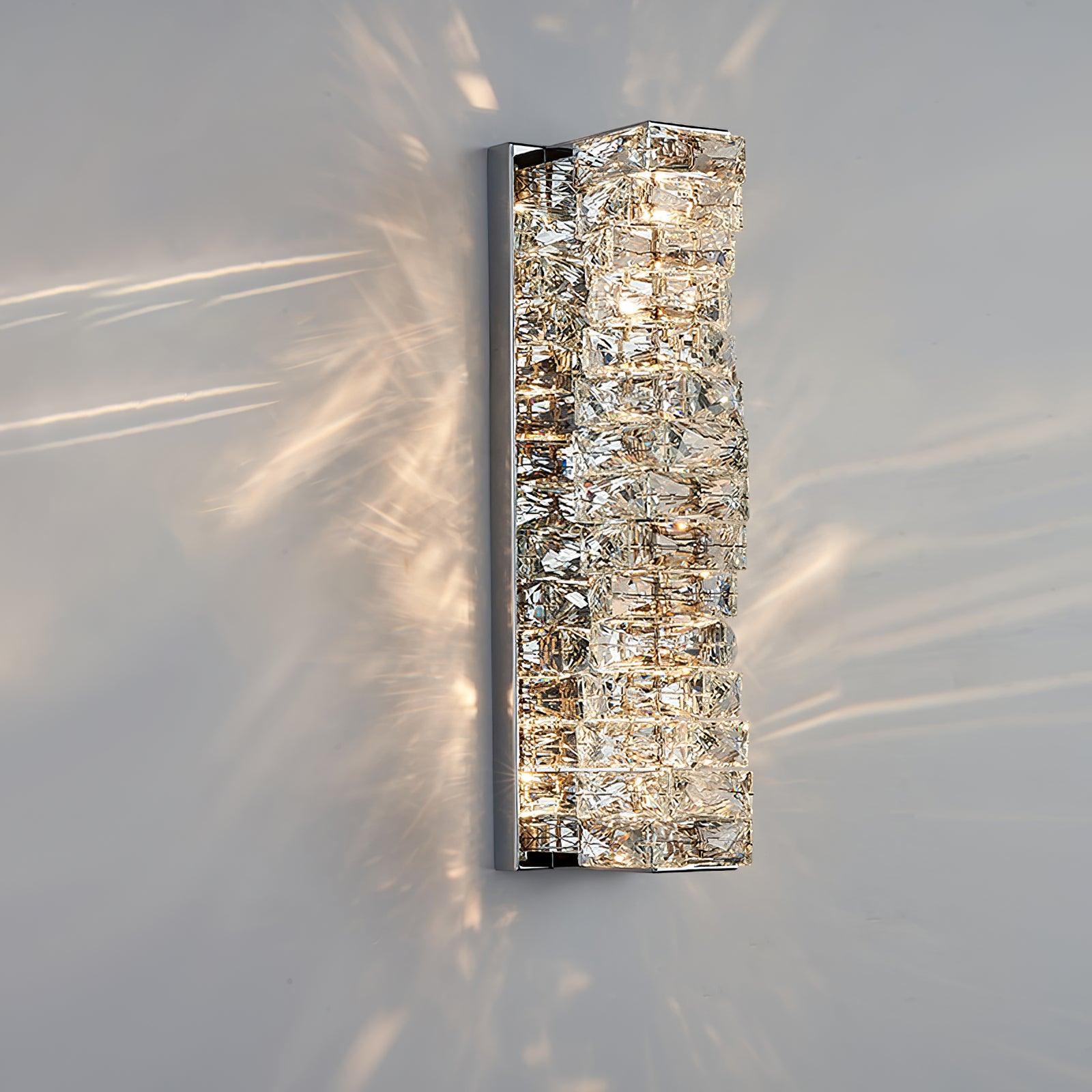 60 cm chrome-finish wall light with a tall column of layered crystal