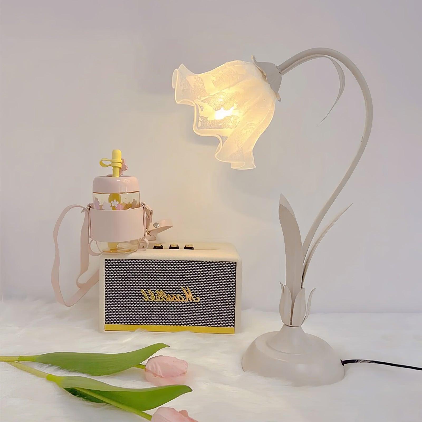 Lily of the Valley Table Lamp - Cueteks