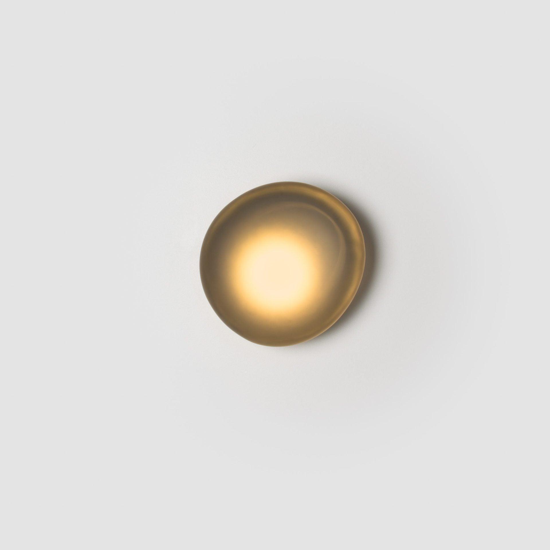 Bubble Glass pebble-shaped wall light