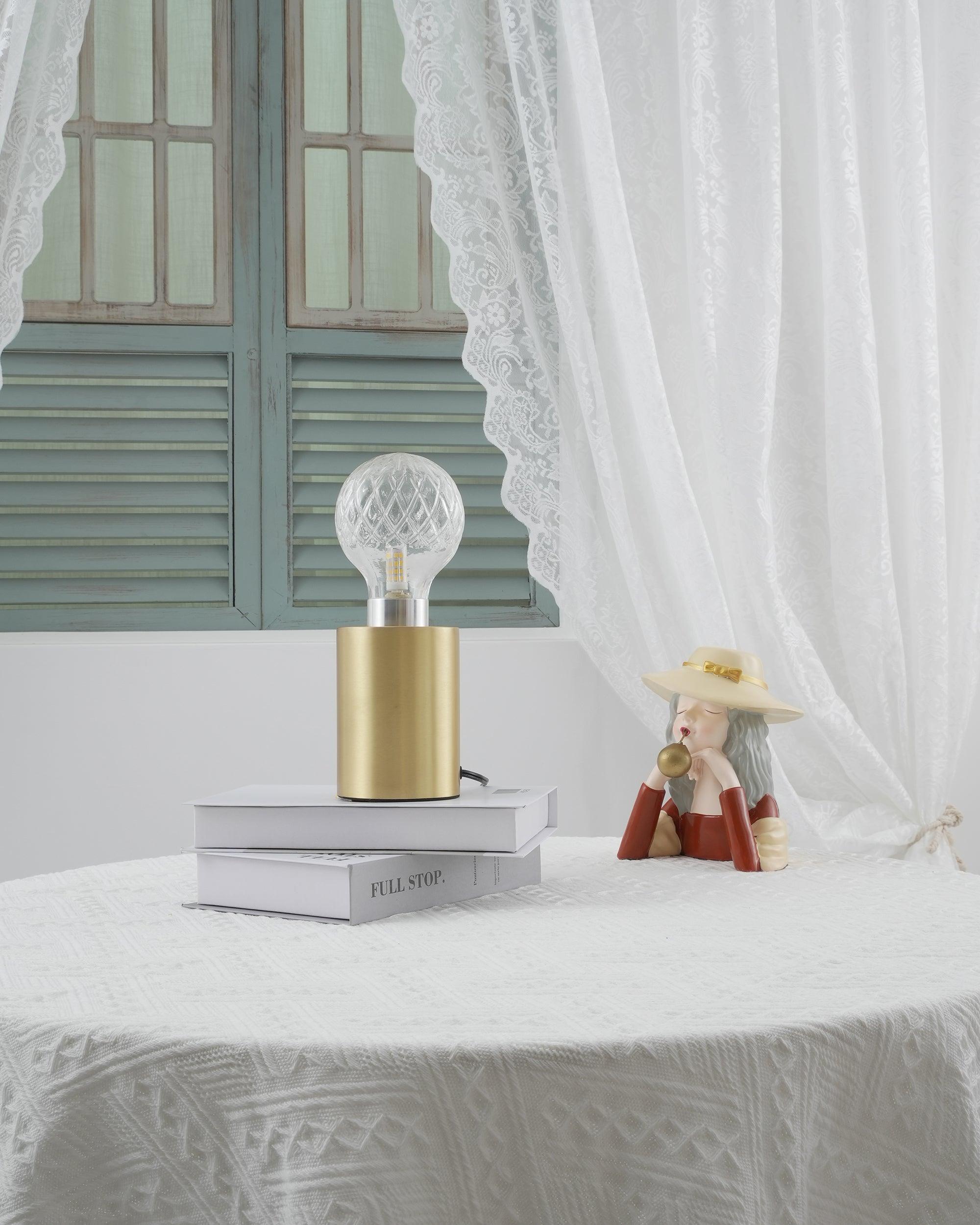 Crystal Bulb Table Lamp - Cueteks
