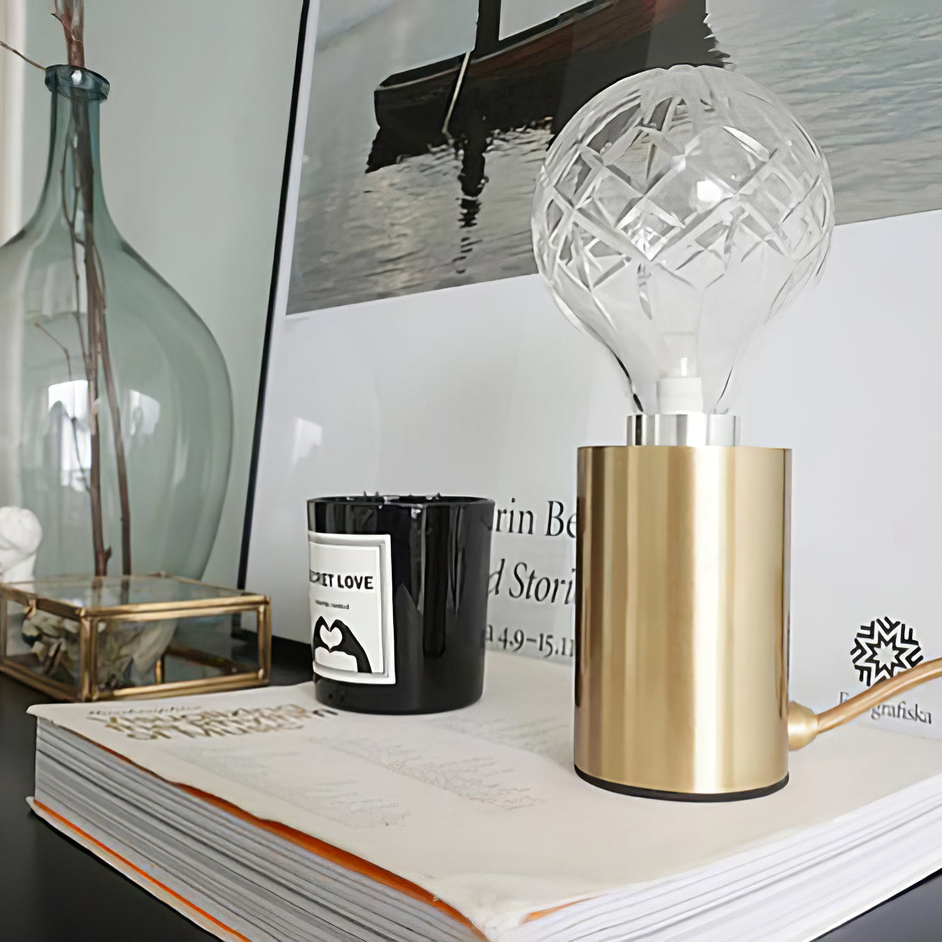 Crystal Bulb Table Lamp - Cueteks