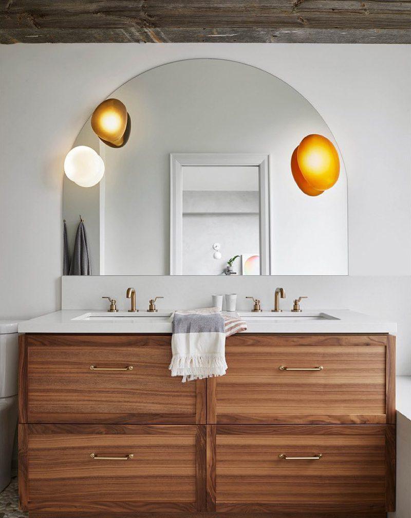 Bubble Glass pebble-shaped wall light