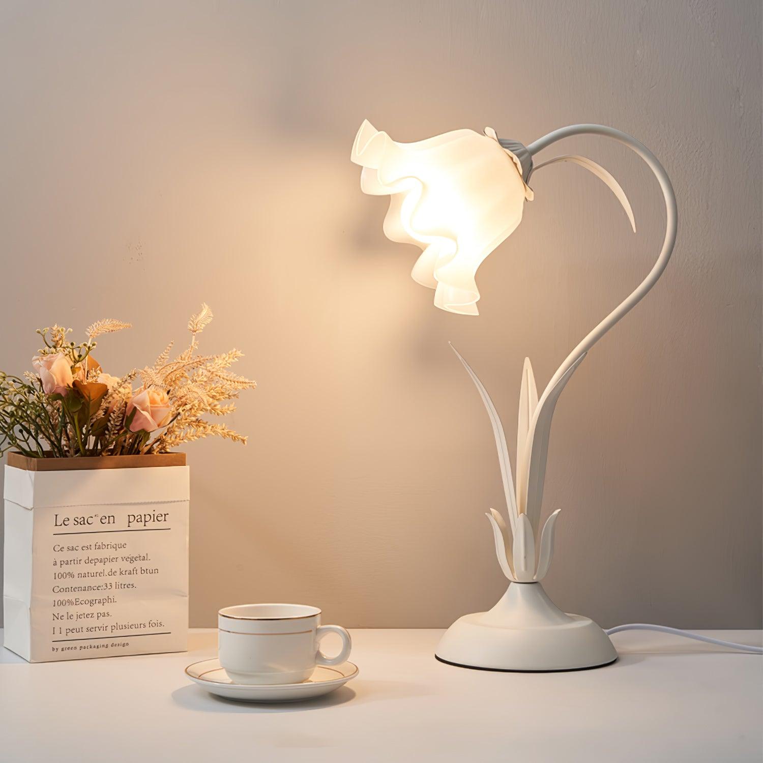 Lily of the Valley Table Lamp - Cueteks