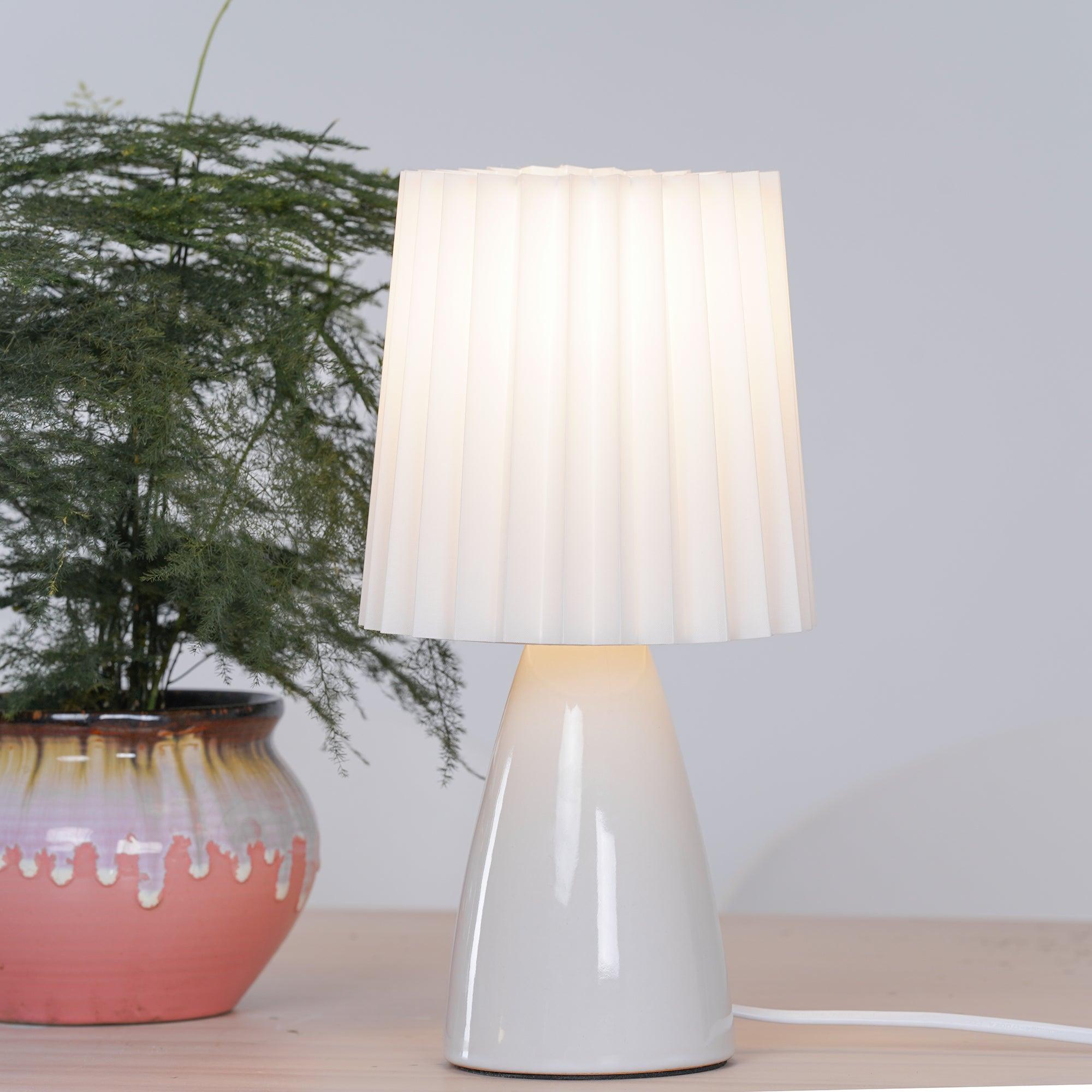 Delilah Table Lamp - Cueteks