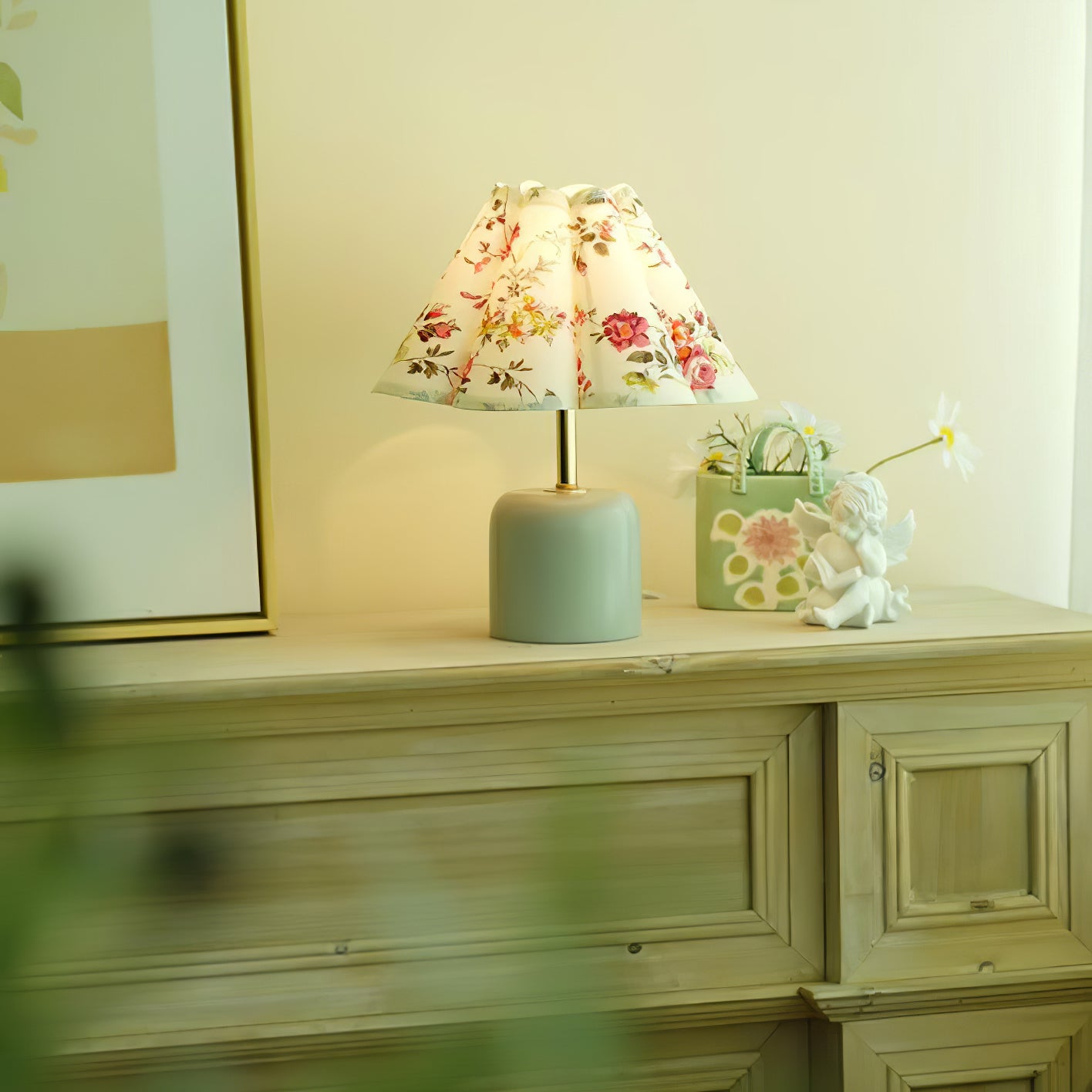Lunitidal Table Lamp - Cueteks