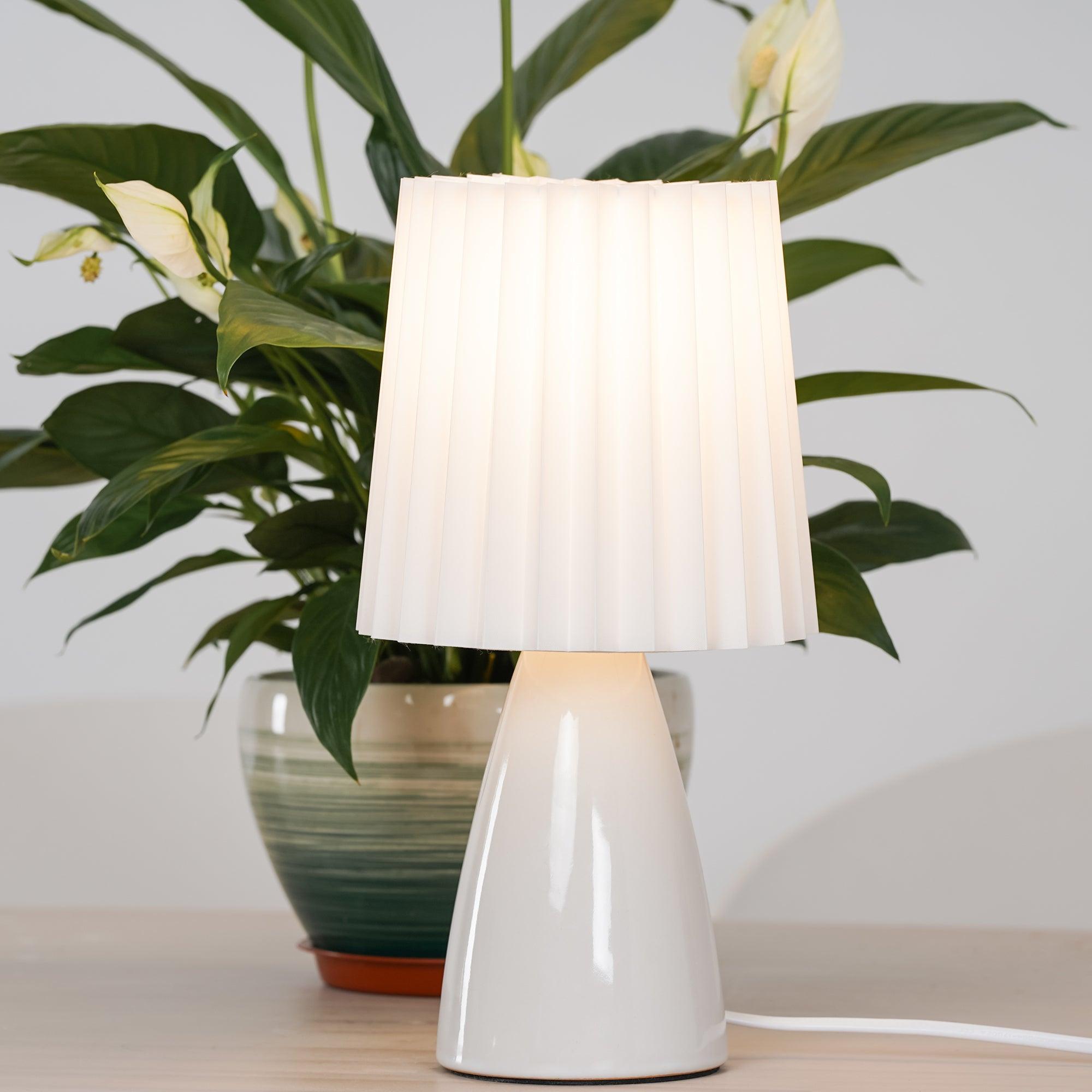 Delilah Table Lamp - Cueteks