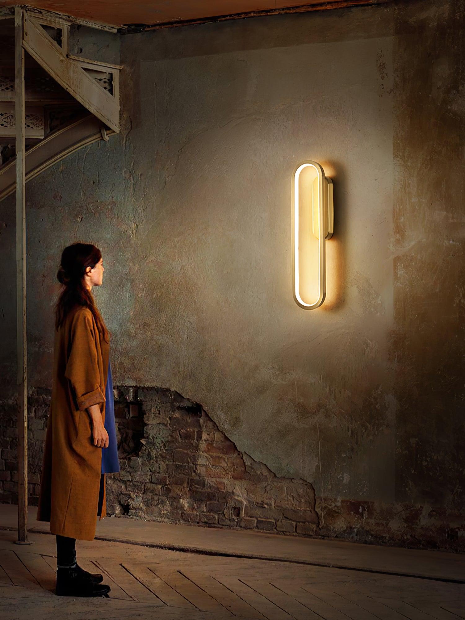 Long Ova Wall Lamp - Cueteks
