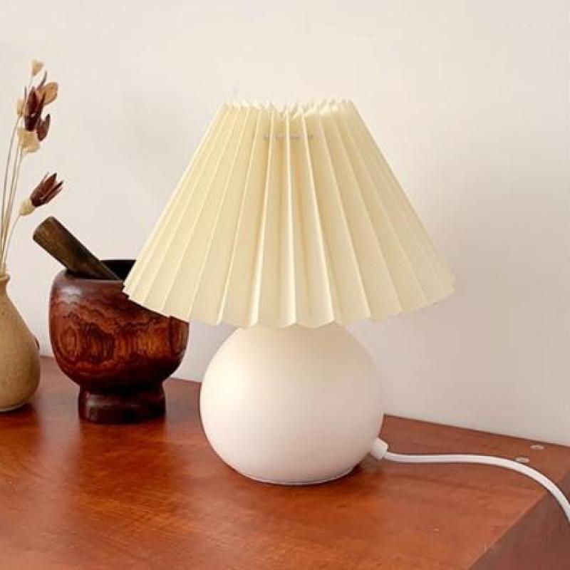 Ozawa Vintage Nachttischlampe, Creme/Beige/Weiß, Rattan/Holz/Keramik - Cueteks