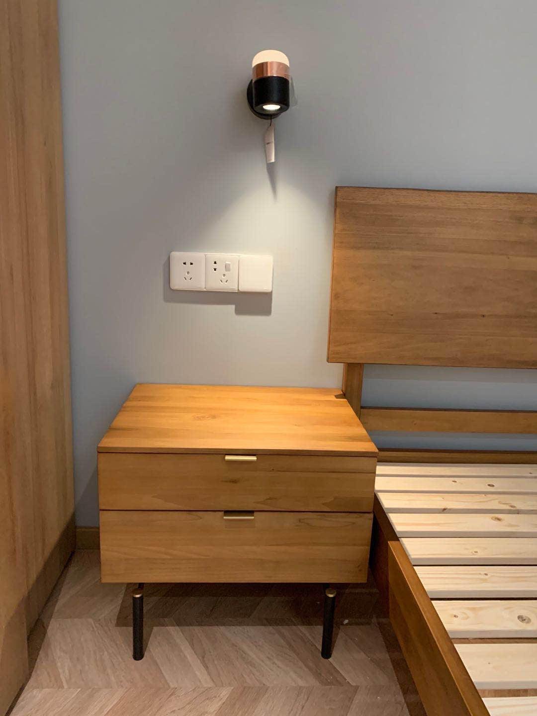 Adjustable cylindrical LED wall light