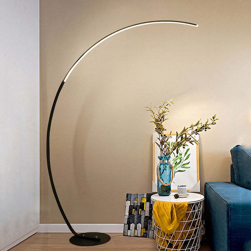 Edge Modern Arc LED Floor Lamp, Black/White, Metal/Silicon - Cueteks