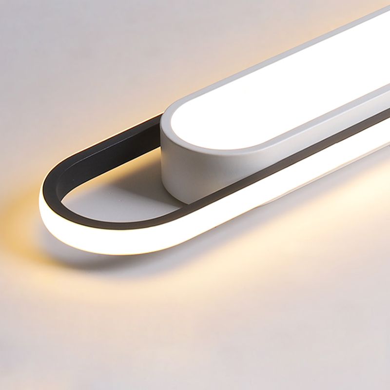 Close view of the Quinn raised central diffuser, dark inner loop and surrounding glow.