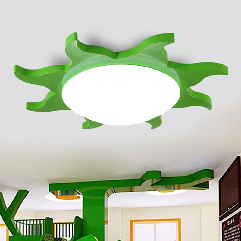 Green Freja sun light above a green-themed room