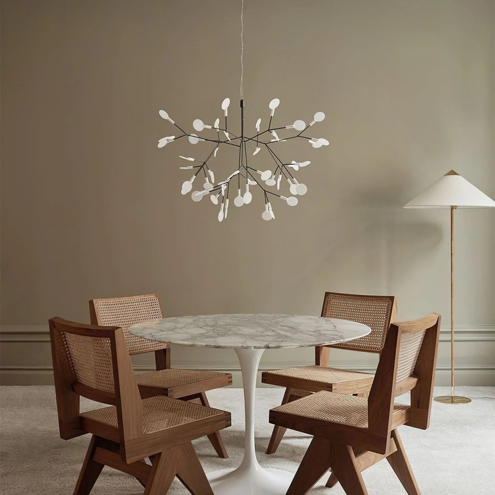 Black chandelier image for the 45-head options