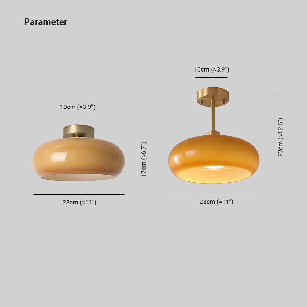 Hailie two-style diagram showing 28 cm shades, 10 cm ceiling plates and 17 or 32 cm vertical marks