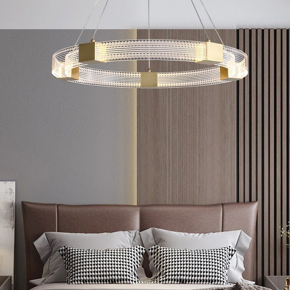 Evette Modern Round/Oval Acrylic/Metal Pendant Light, Gold - Cueteks