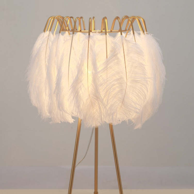 O'Moore Artistic Tripod Feather Floor Lamp, White - Cueteks
