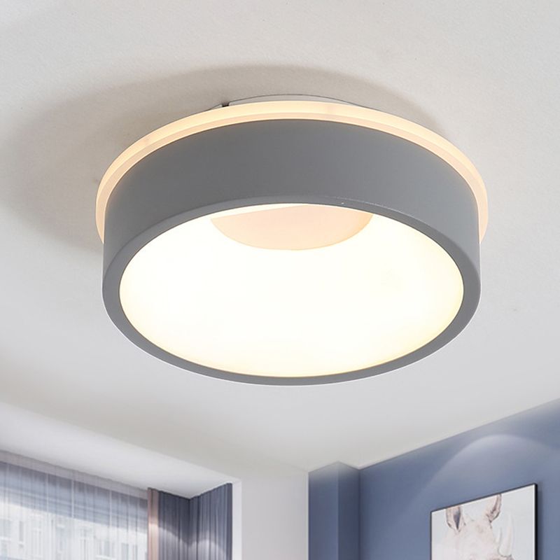 Gray Quinn Style A round ceiling light in an interior