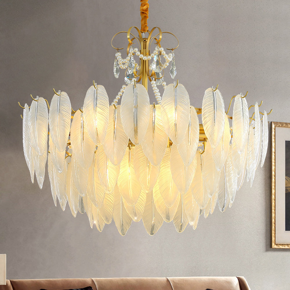 Kirsten Elegant Pearl/Glass/Metal Chandelier, White - Cueteks