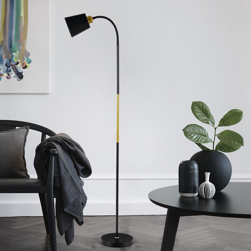 Morandi Modern Simple Floor Lamp, Metal, Black/White - Cueteks