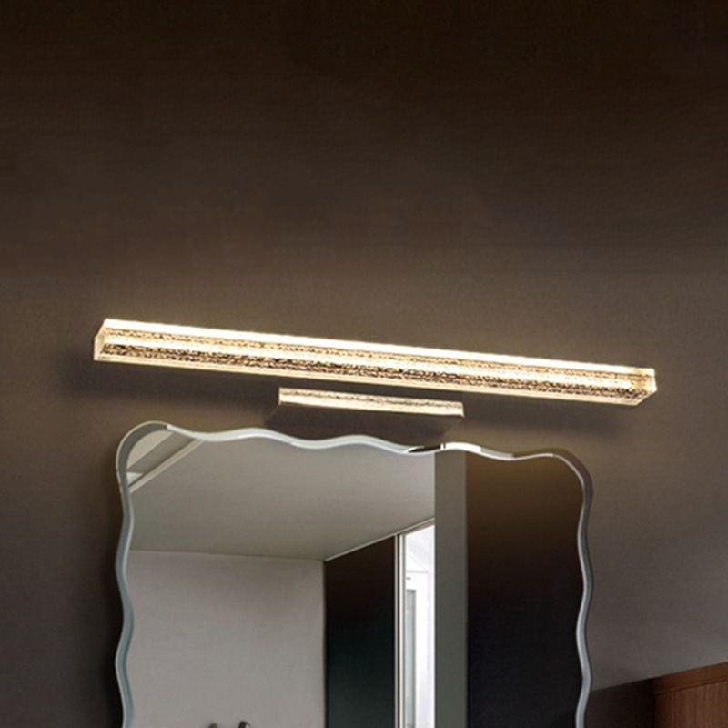 Leigh Modern Rectangular Metal Modern Wall Lamp, Silver - Cueteks