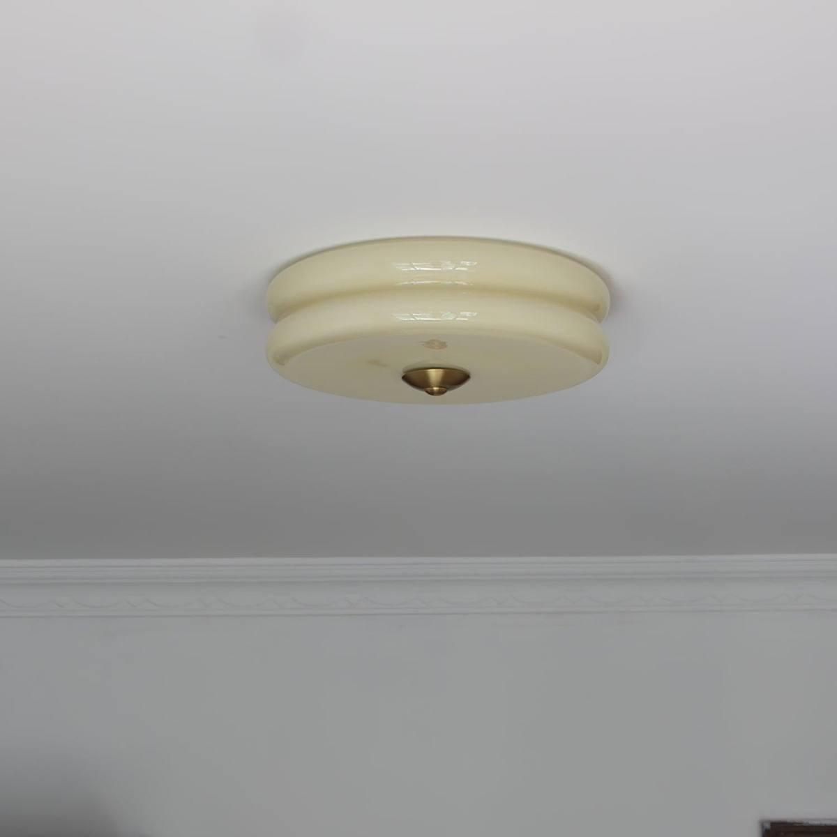 Morandi Modern Round Flush Mount Ceiling Light, White/Beige - Cueteks
