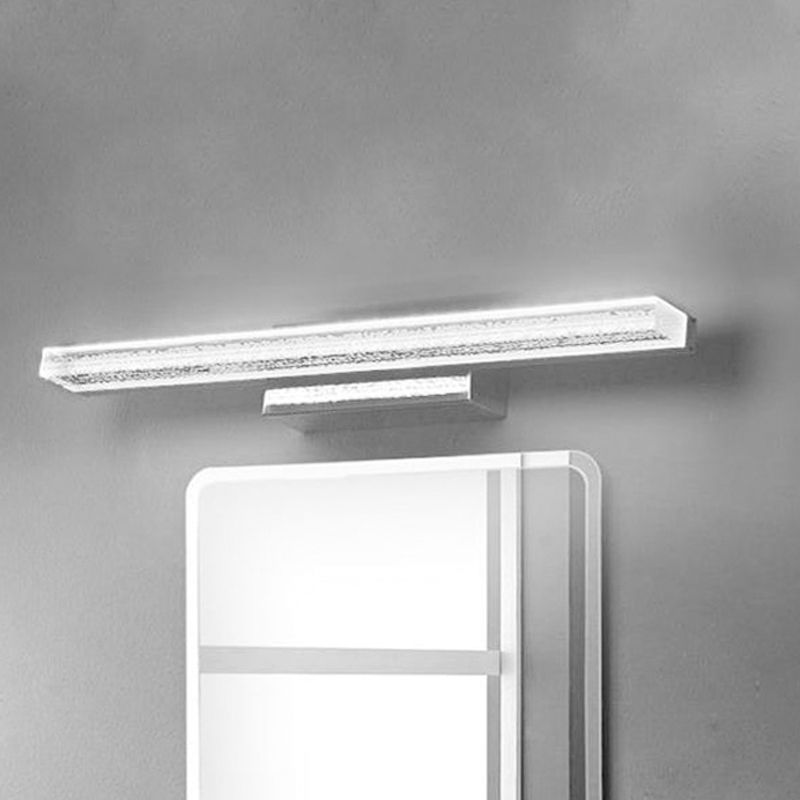 Leigh Modern Rectangular Metal Modern Wall Lamp, Silver - Cueteks