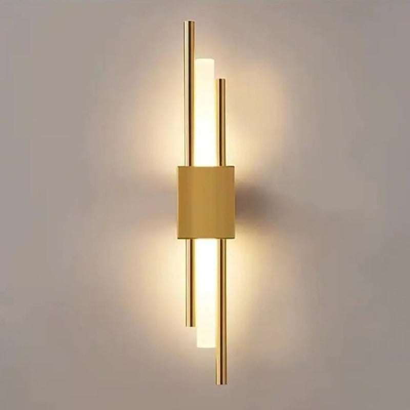 Close view of the gold-tone bars and pale light sections on Alana