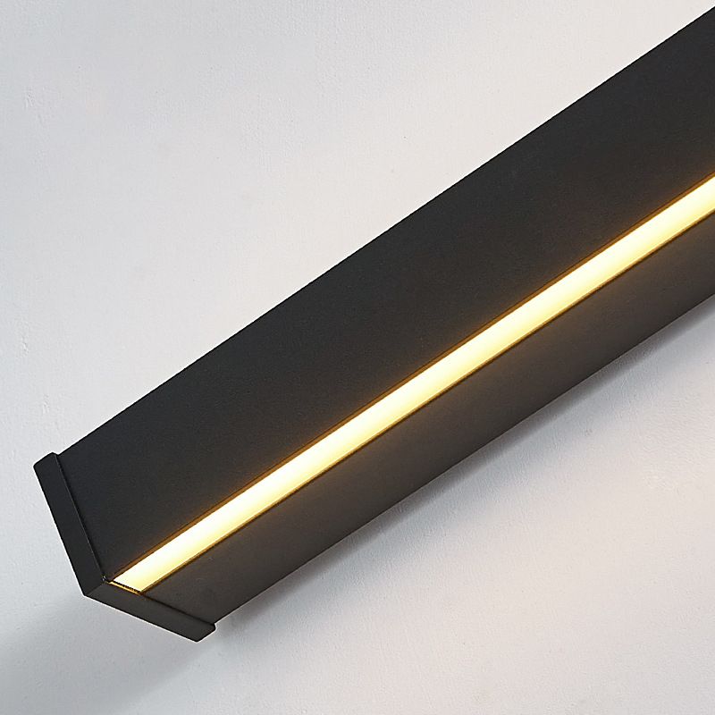 Close-up of Edge black bar, continuous glowing diffuser strip and end piece