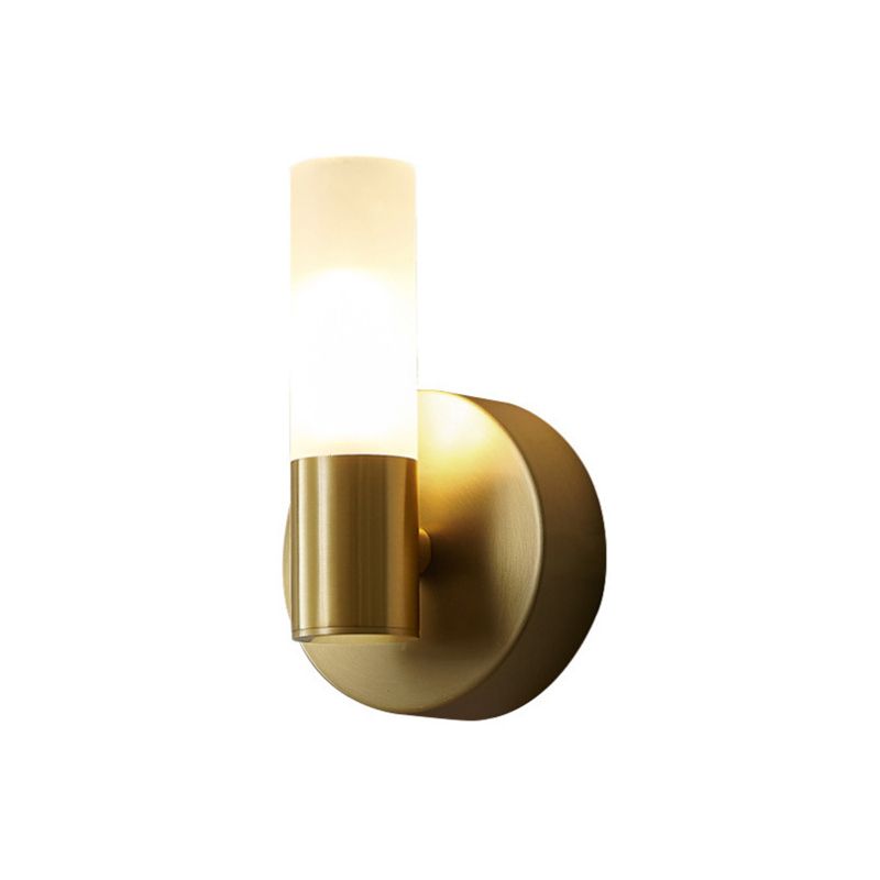 Leigh single-ended cylindrical shade and Gold round wall plate