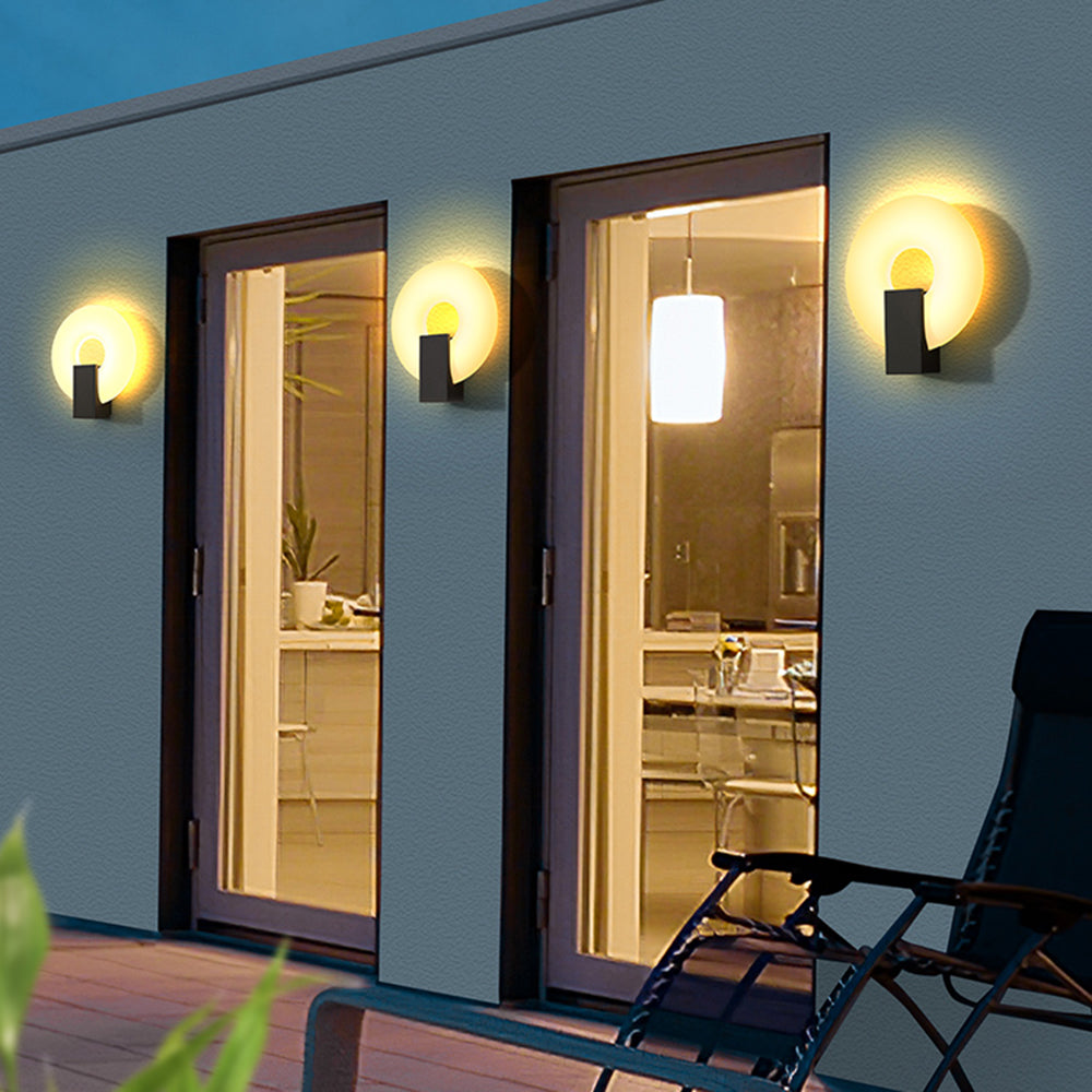 Isaac Modern Metal/Acrylic Solar Waterproof Outdoor Wall Lamp, Black/White - Cueteks